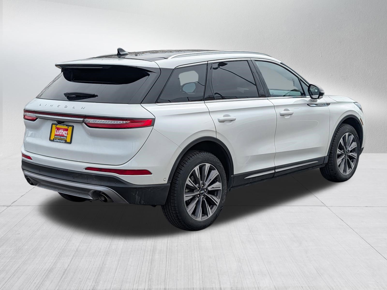 Used 2022 Lincoln Corsair Reserve w/ Equipment Group 201A image 7