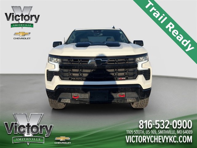 Used 2022 Chevrolet Silverado 1500 LT Trail Boss w/ LPO, Dark Essentials Package image 2
