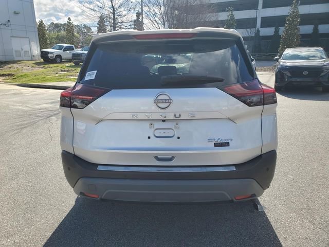 Certified 2023 Nissan Rogue SV w/ SV Premium Package image 5