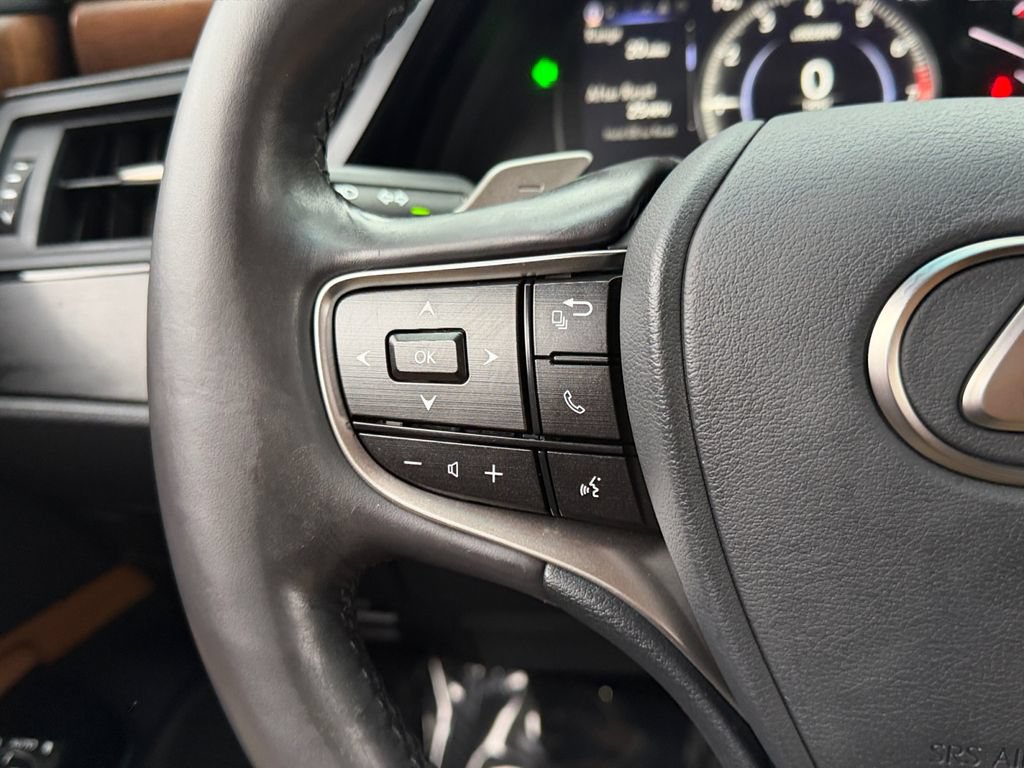 Used 2023 Lexus ES 350 w/ Premium Package FWD image 18