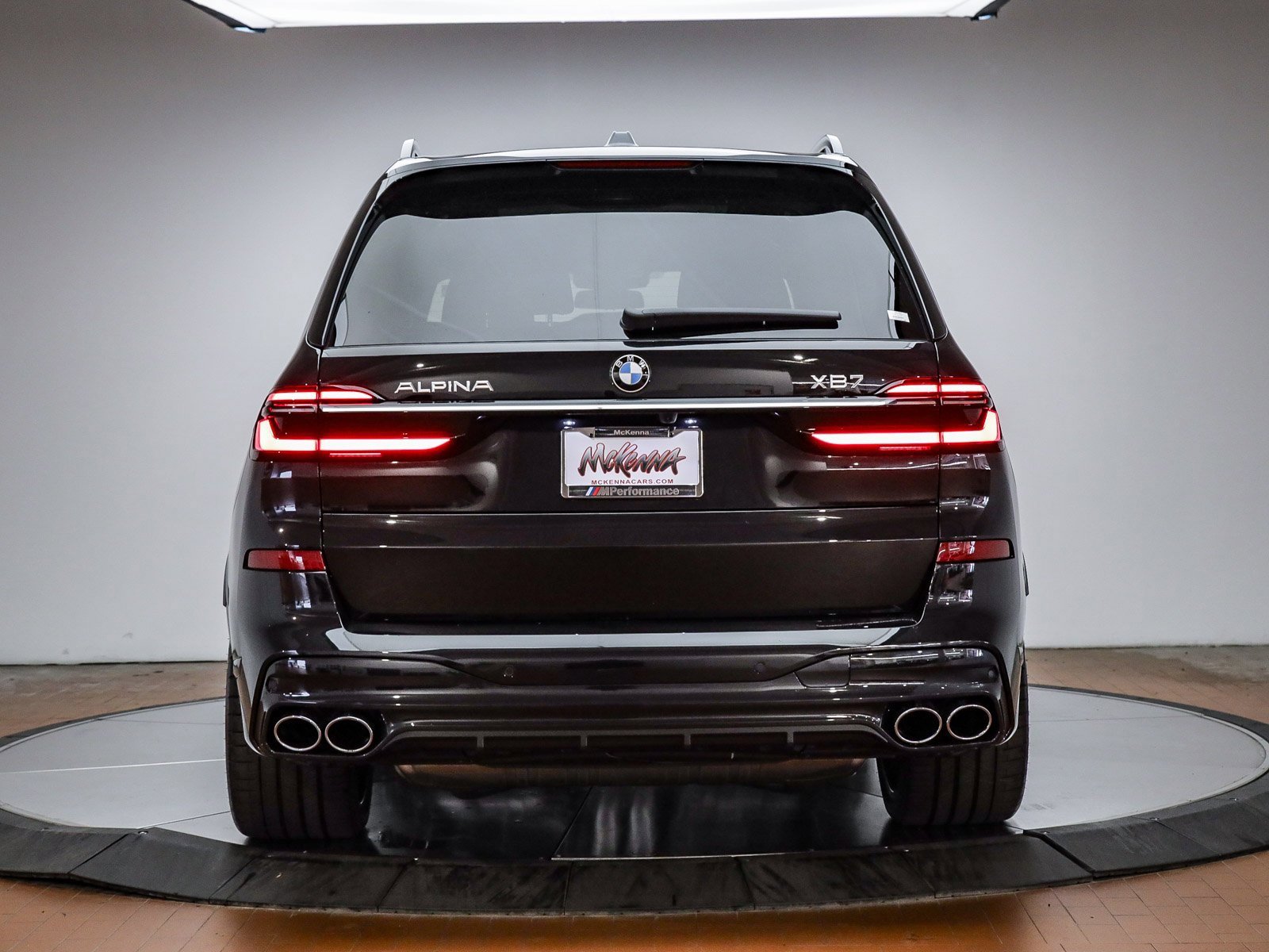 New 2026 BMW ALPINA XB7 image 8