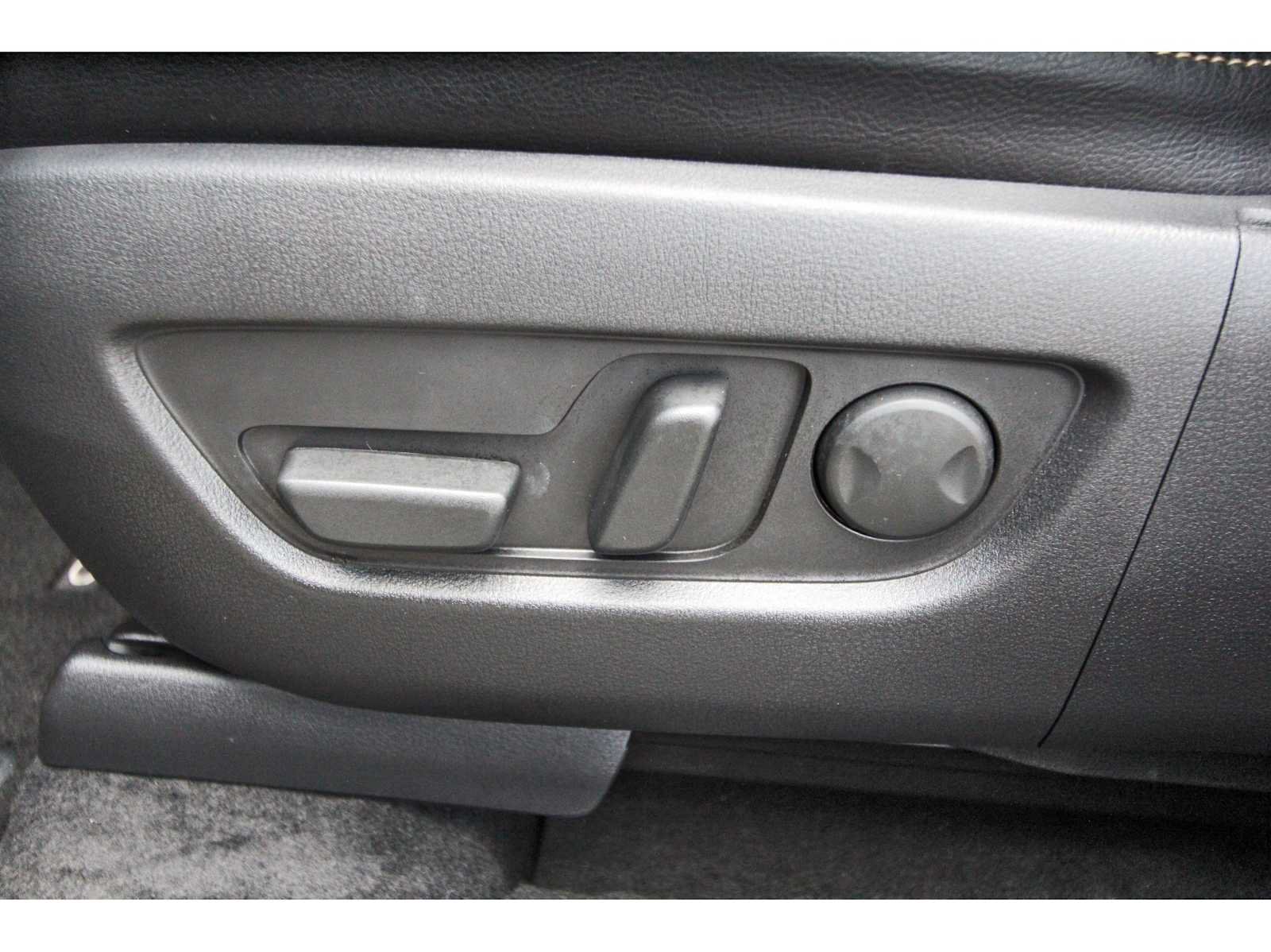Certified 2026 MAZDA CX-70 3.3 Turbo w/ Premium Plus Pkg AWD/4WD image 28