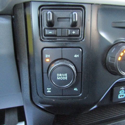 Used 2023 Ford F350 XLT w/ 360-Degree Camera Package image 12