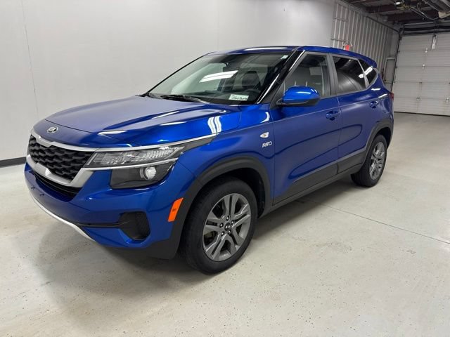 Used 2021 Kia Seltos LX AWD/4WD image 1