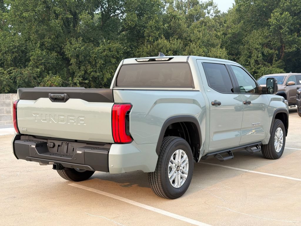 New 2026 Toyota Tundra SR5 w/ SR5 Convenience Package AWD/4WD image 4