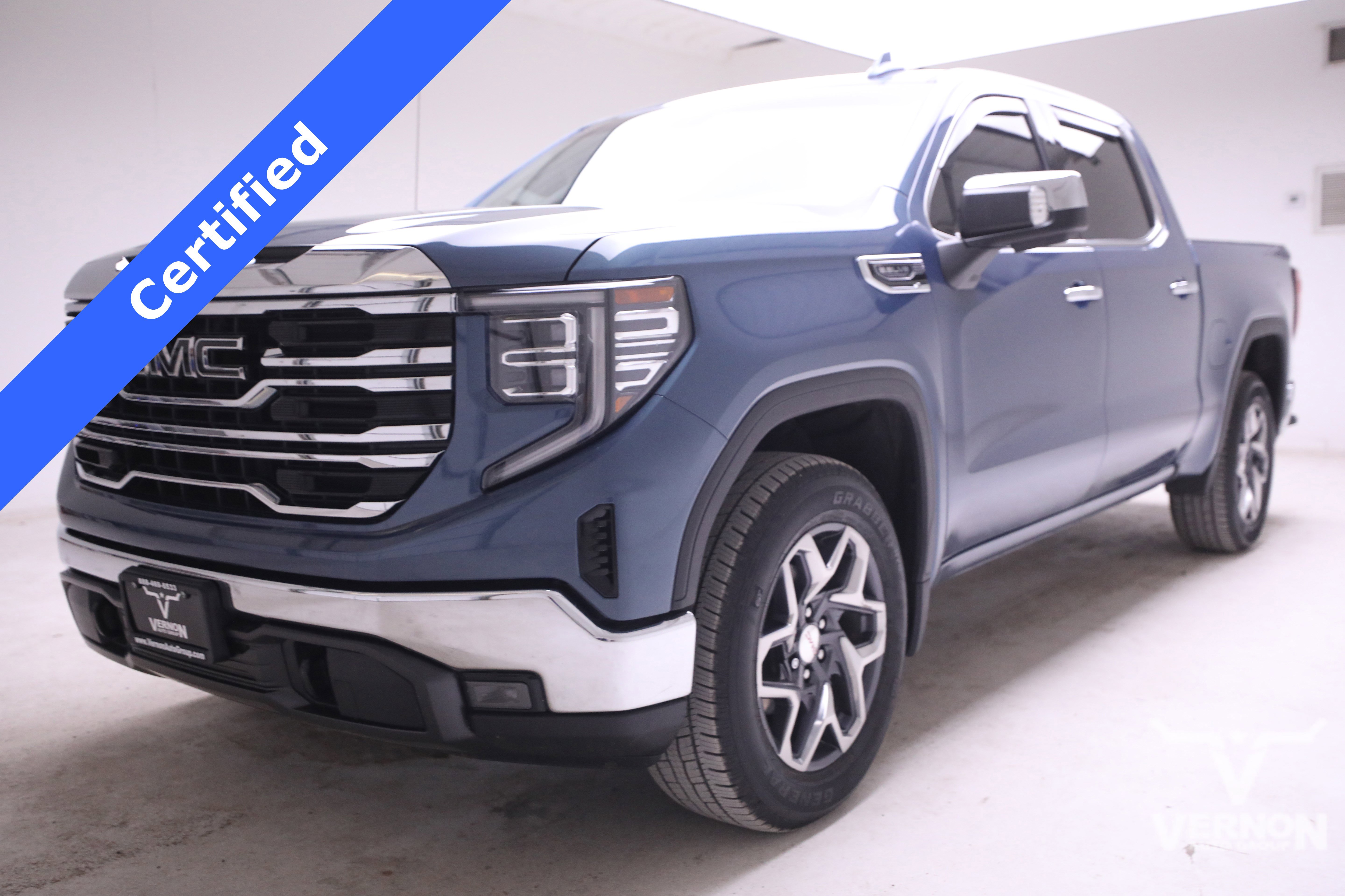 Used 2024 GMC Sierra 1500 SLT w/ SLT Premium Package