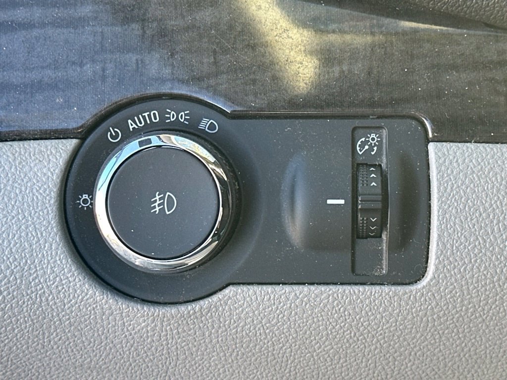 Used 2014 Buick Encore Leather FWD image 17