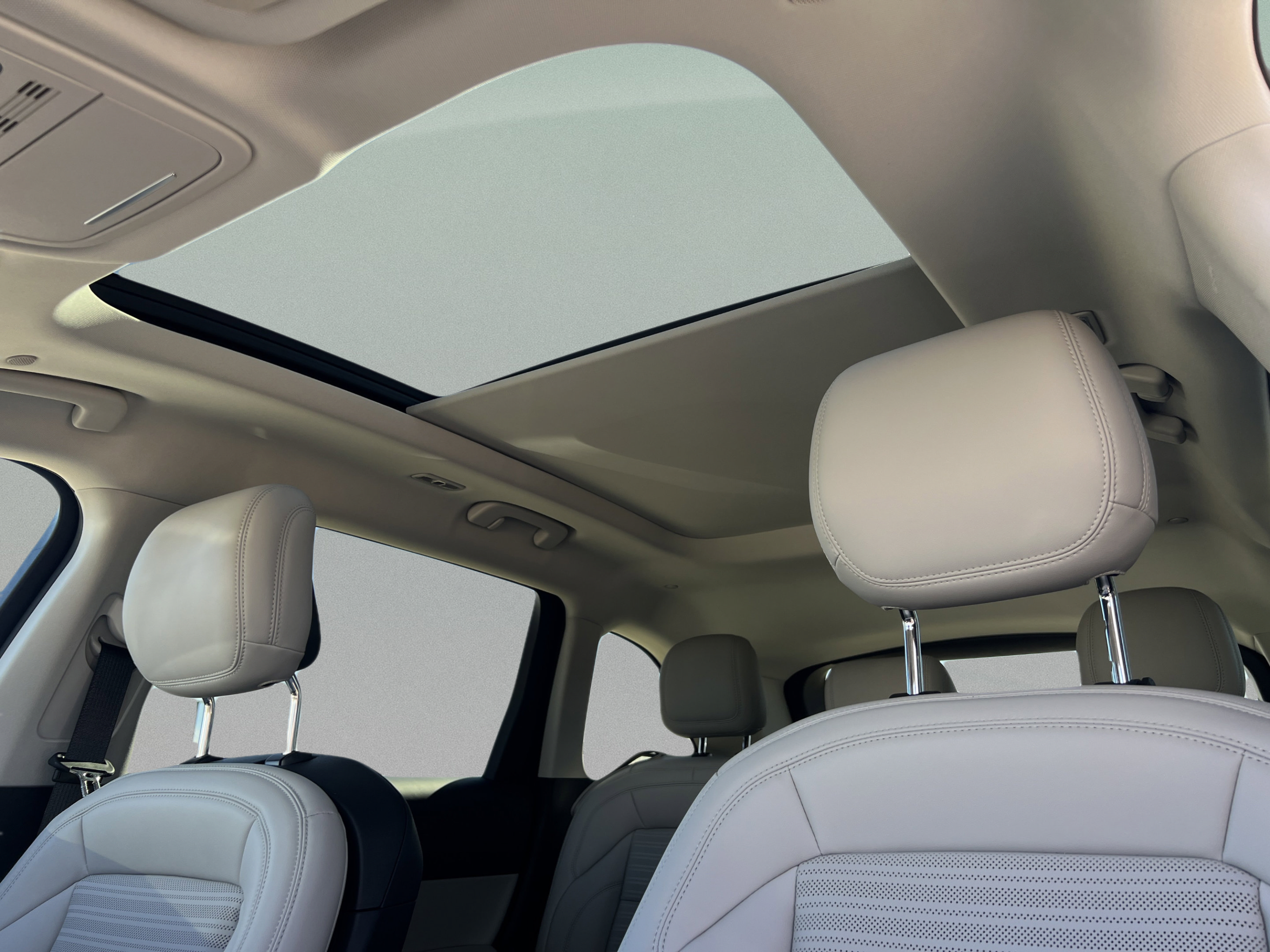 New 2026 Lincoln Nautilus Reserve AWD/4WD image 23