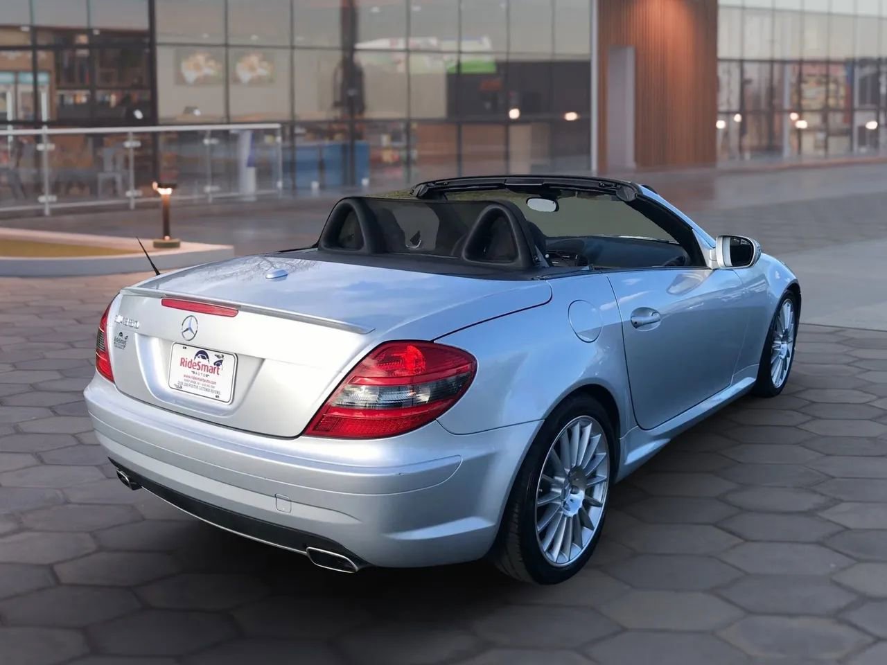 Used 2009 Mercedes-Benz SLK 350 image 12