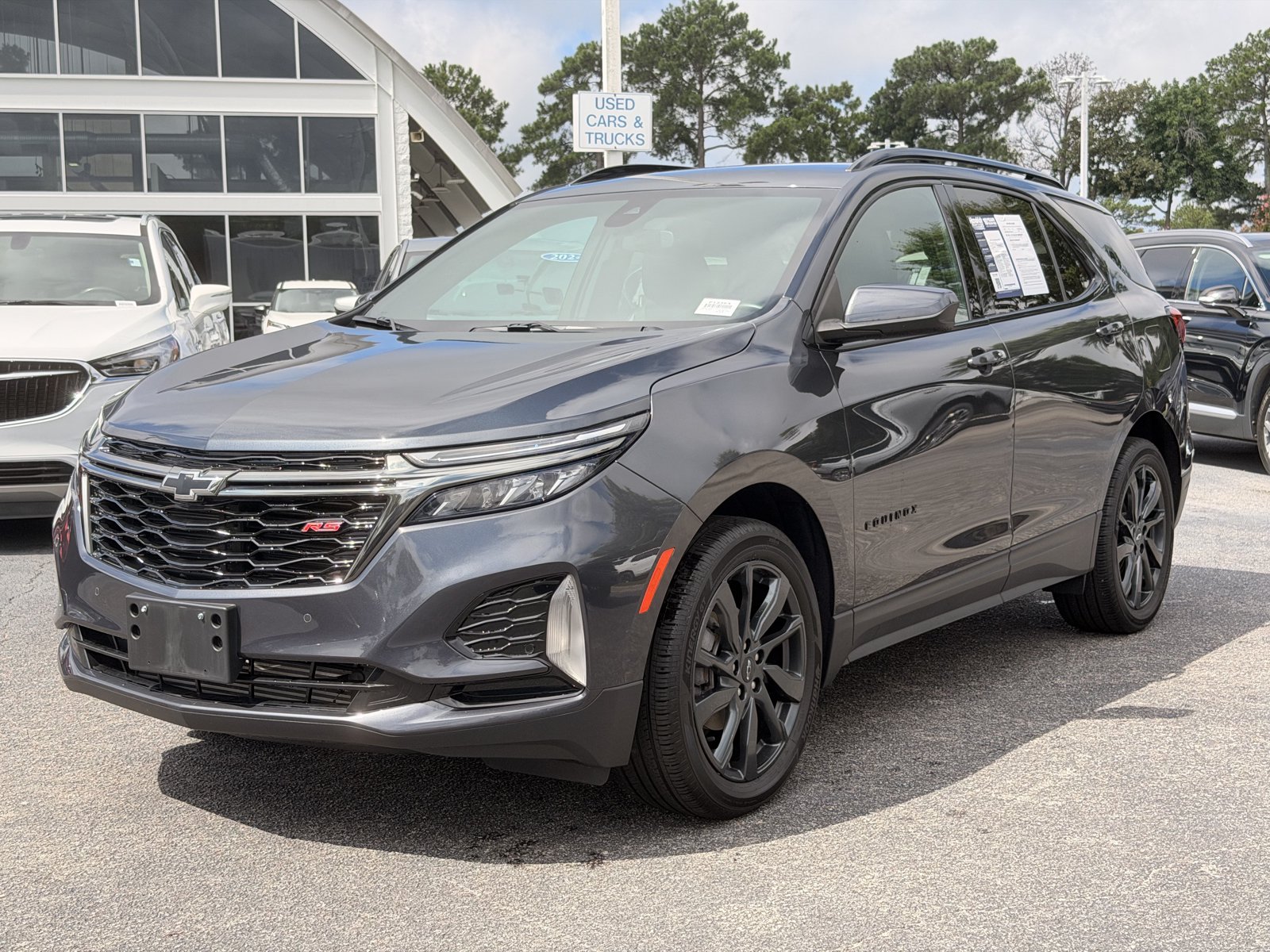 Used 2023 Chevrolet Equinox RS FWD image 7