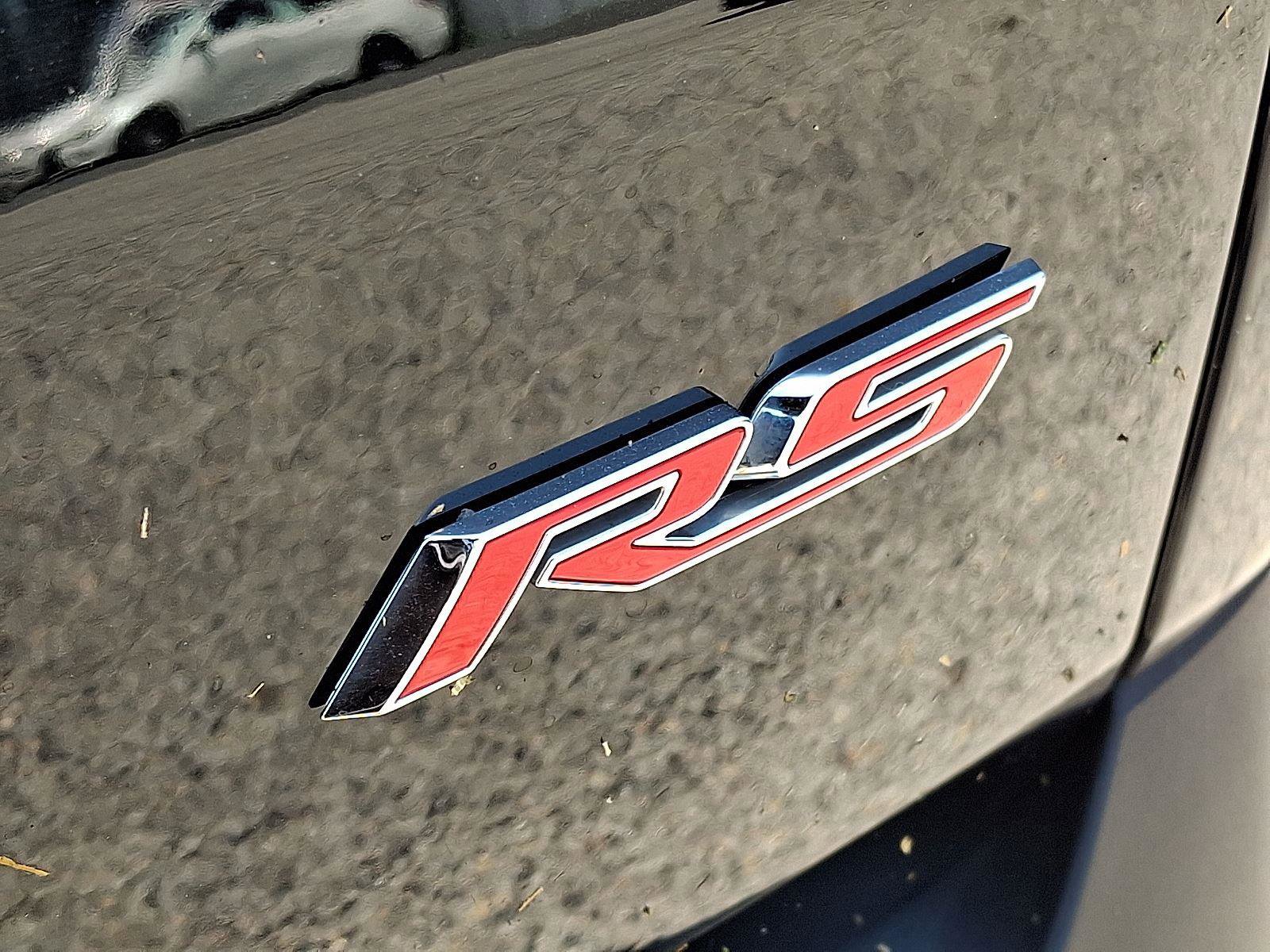 Used 2023 Chevrolet Traverse RS w/ LPO, 'HIT The Road' Package image 30