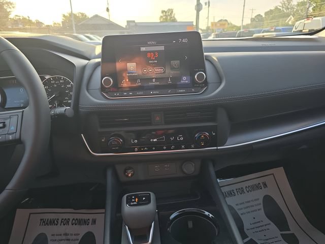 New 2026 Nissan Rogue Dark Armor FWD image 22