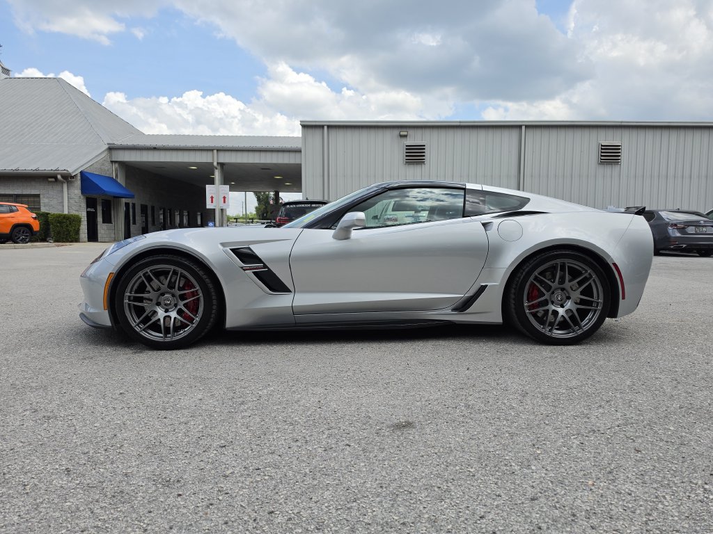 Used 2019 Chevrolet Corvette Grand Sport RWD image 6