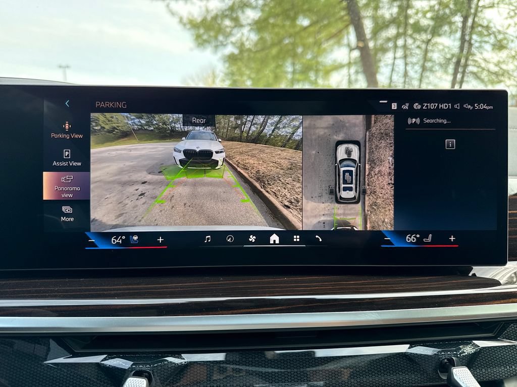 New 2026 BMW X7 xDrive40i w/ M Sport Package AWD/4WD image 16