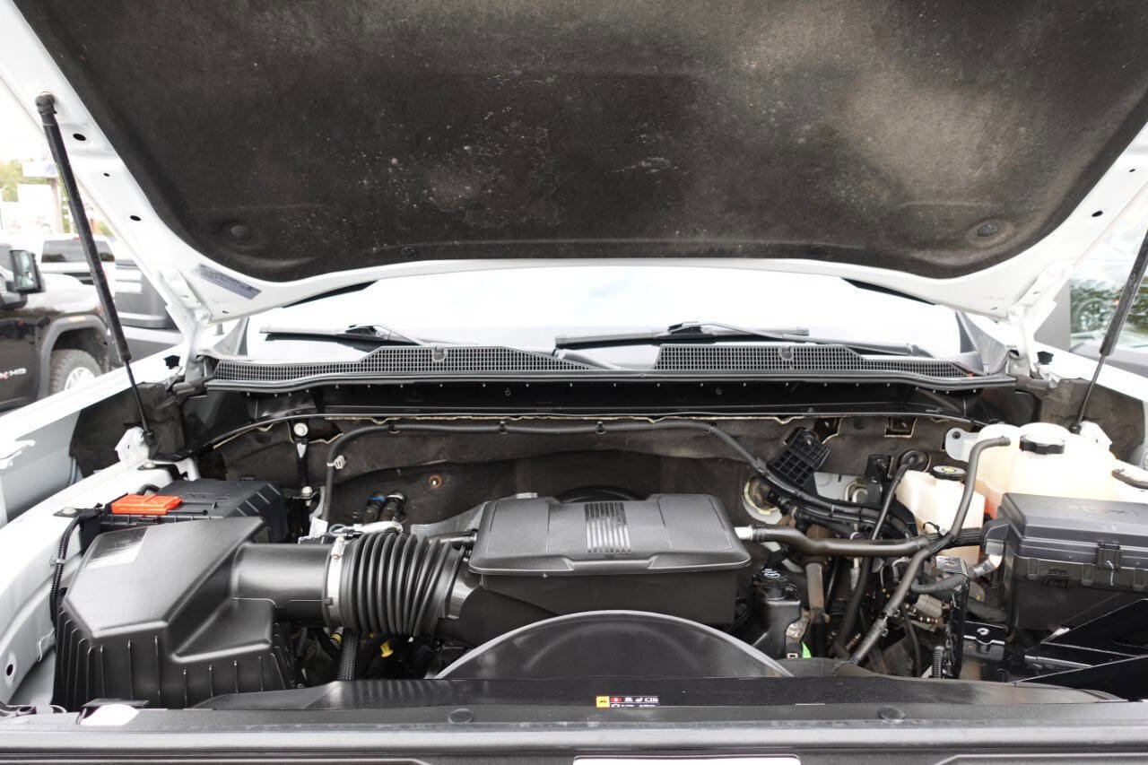 Used 2023 Chevrolet Silverado 2500 LT w/ Snow Plow Prep/Camper Package image 52