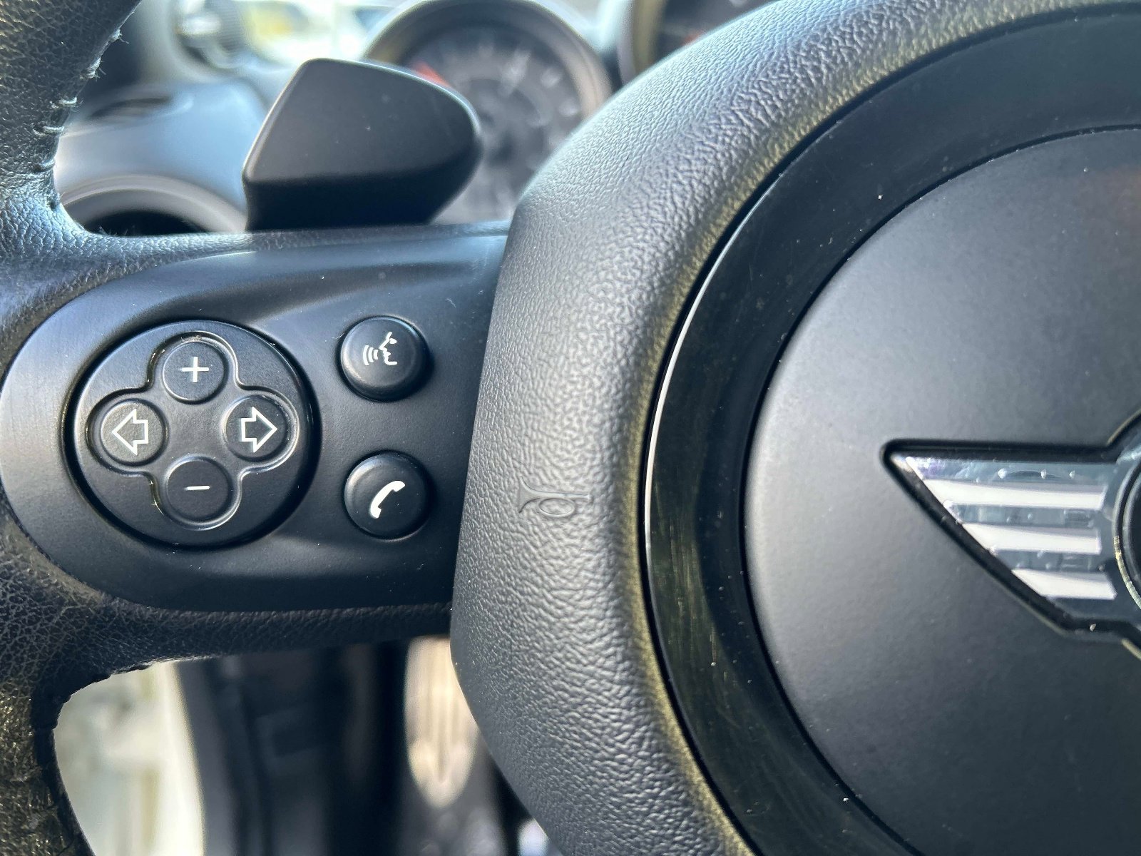 Used 2015 MINI Cooper S image 19