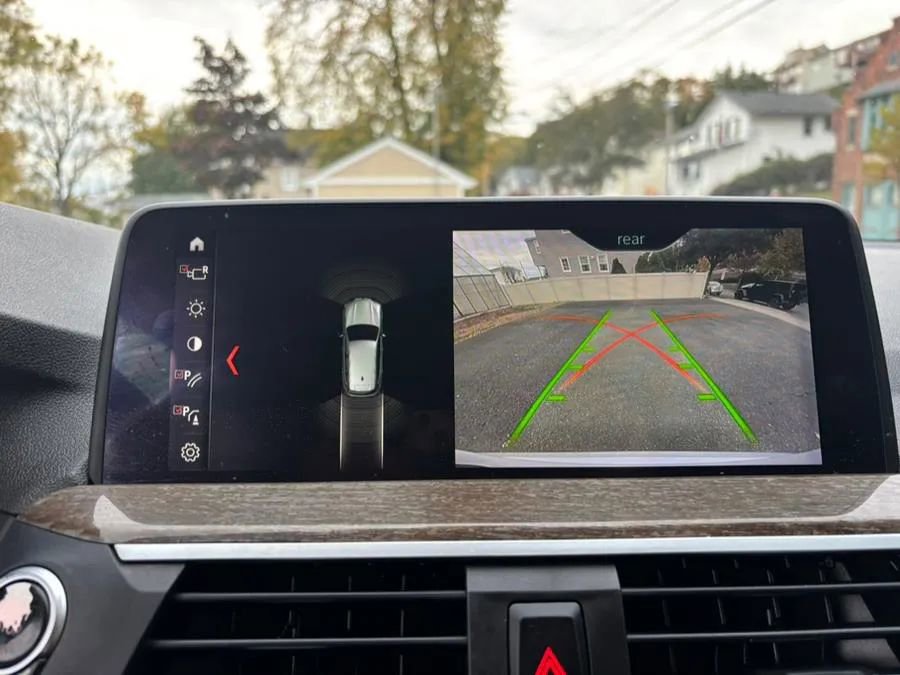 Used 2018 BMW X3 xDrive30i image 16