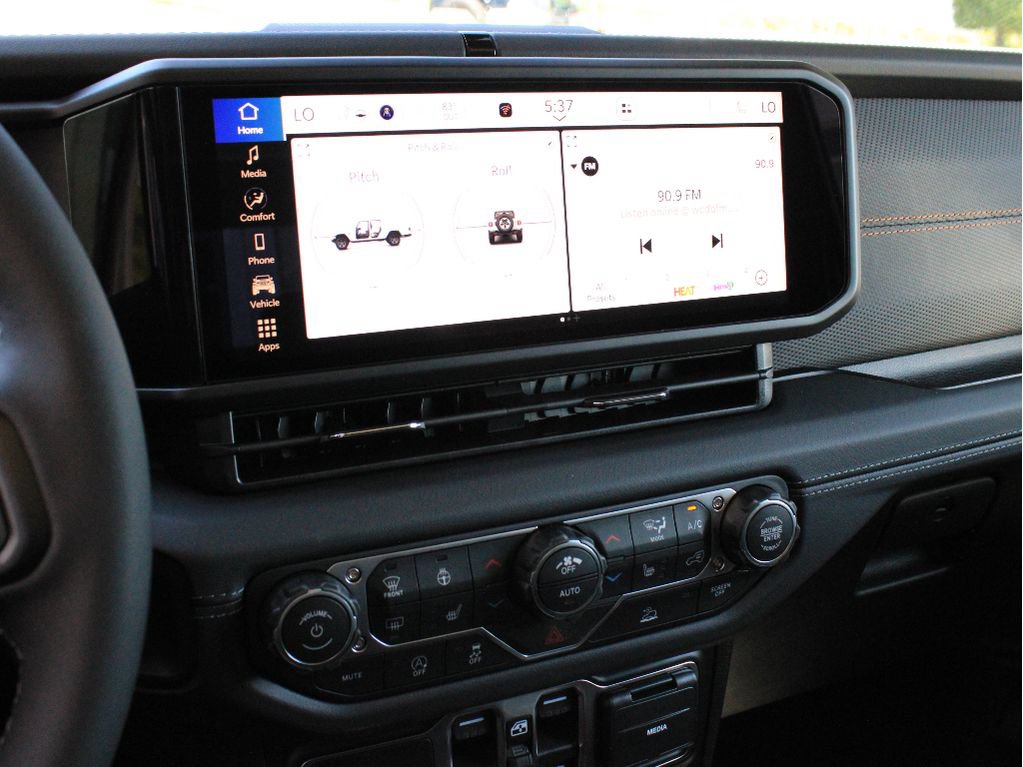 New 2026 Jeep Gladiator Mojave AWD/4WD image 21