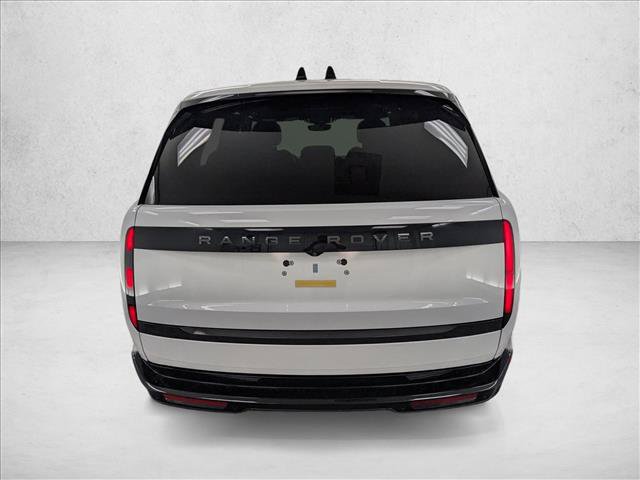 New 2026 Land Rover Range Rover Long Wheelbase SE AWD/4WD image 8