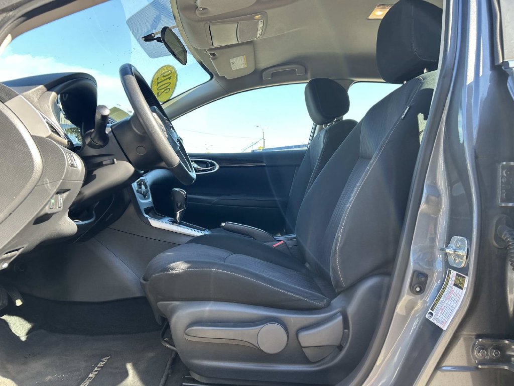 Used 2019 Nissan Sentra SV FWD image 14