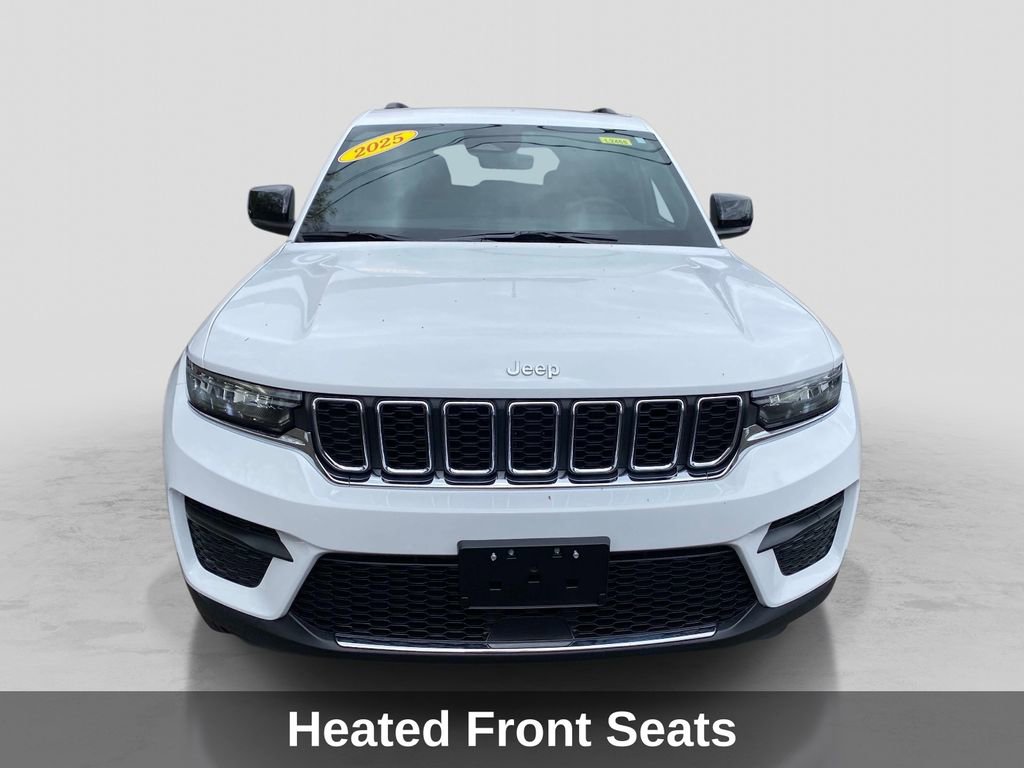 Certified 2025 Jeep Grand Cherokee Laredo X w/ Luxury Tech Group I AWD/4WD image 10