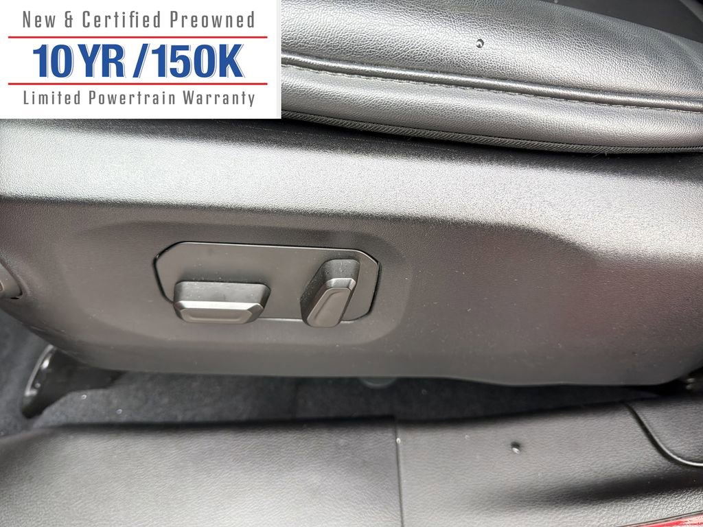 Used 2024 Jeep Gladiator Rubicon w/ Technology Group image 16