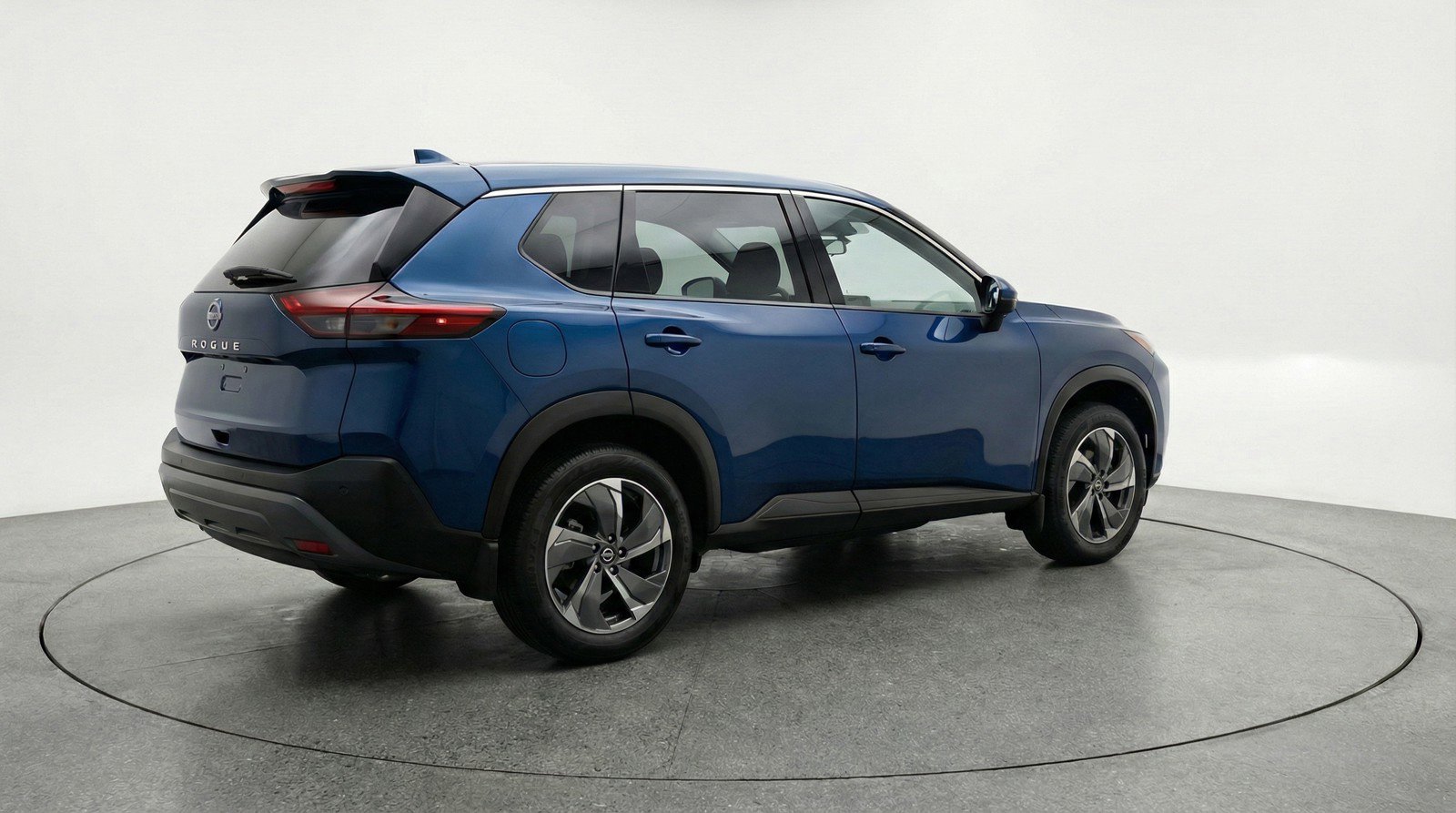 Used 2025 Nissan Rogue SV image 9