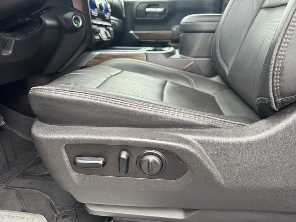 Used 2021 Chevrolet Silverado 1500 High Country image 16