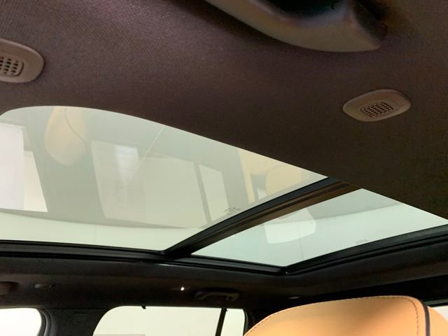 Used 2022 Jeep Grand Cherokee Summit w/ MOPAR Finishing Package AWD/4WD image 10