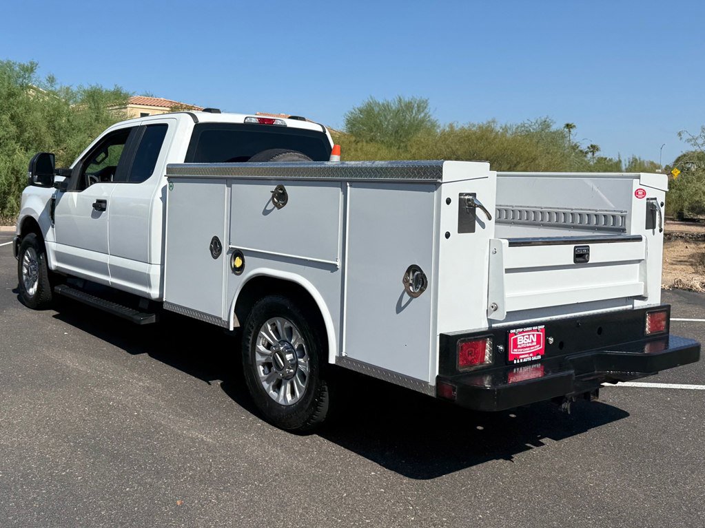 Used 2022 Ford F250 XL w/ STX Appearance Package RWD image 3