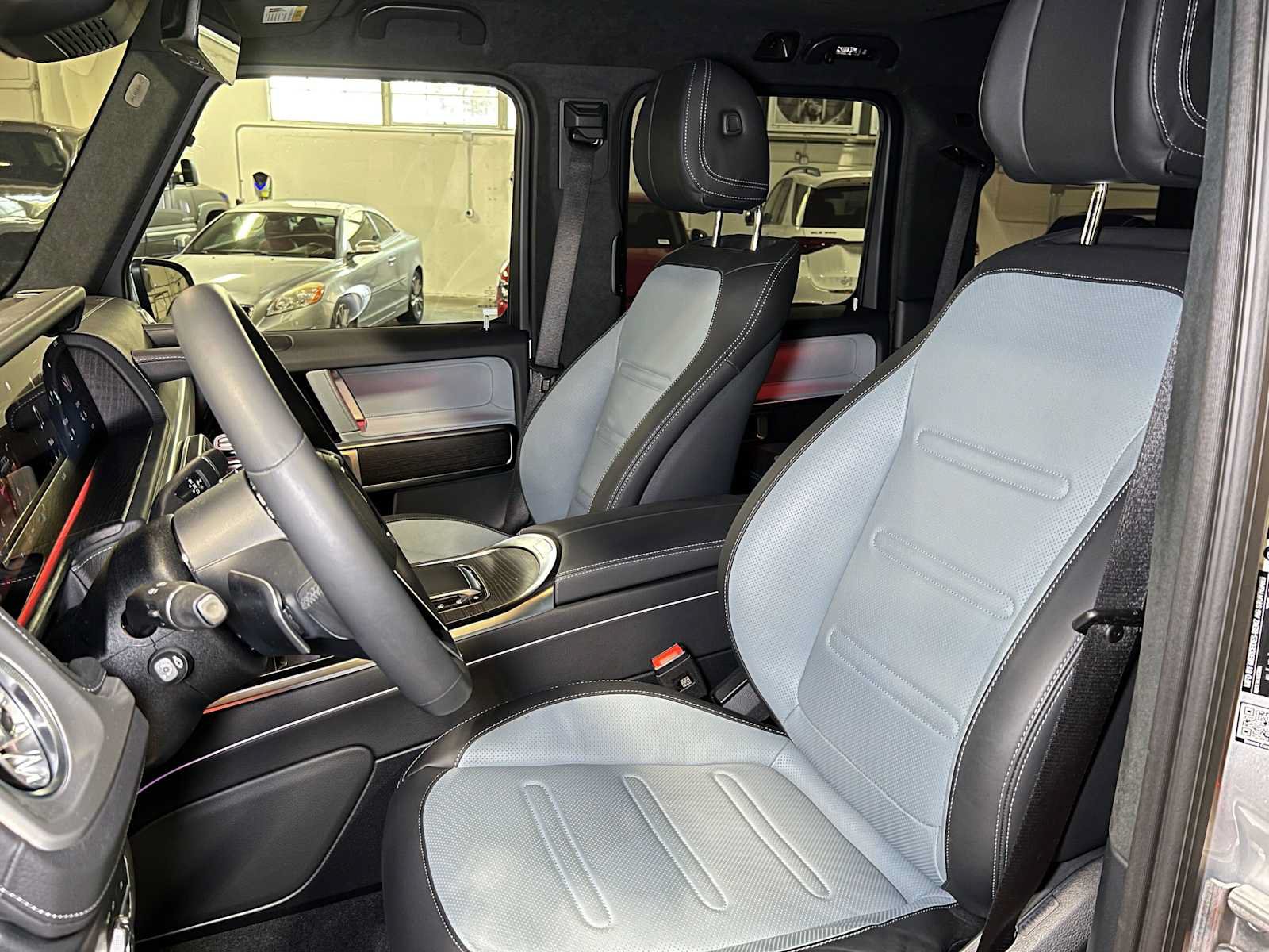 Certified 2025 Mercedes-Benz G 550 image 25