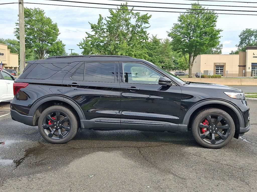 Used 2024 Ford Explorer ST w/ Equipment Group 401A AWD/4WD image 8