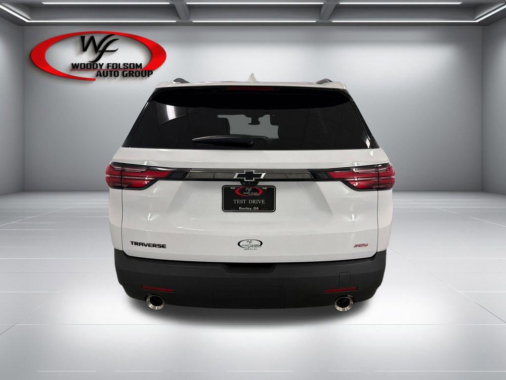 Used 2023 Chevrolet Traverse RS w/ LPO, Floor Liner Package FWD image 7
