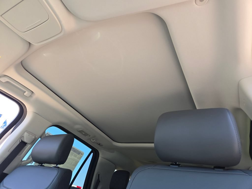 New 2026 Ford Expedition Max Active AWD/4WD image 9