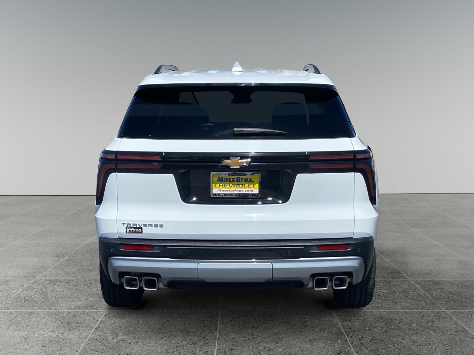 Used 2026 Chevrolet Traverse LT w/ LPO, Floor Liner Package FWD image 4