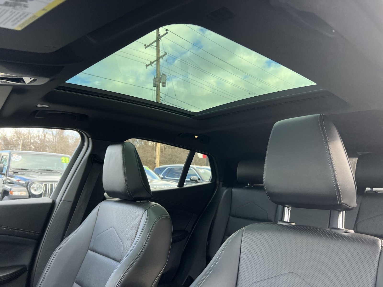 Used 2024 BMW X2 xDrive28i w/ Convenience Package image 23