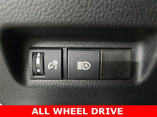 Used 2021 Toyota RAV4 XLE image 26