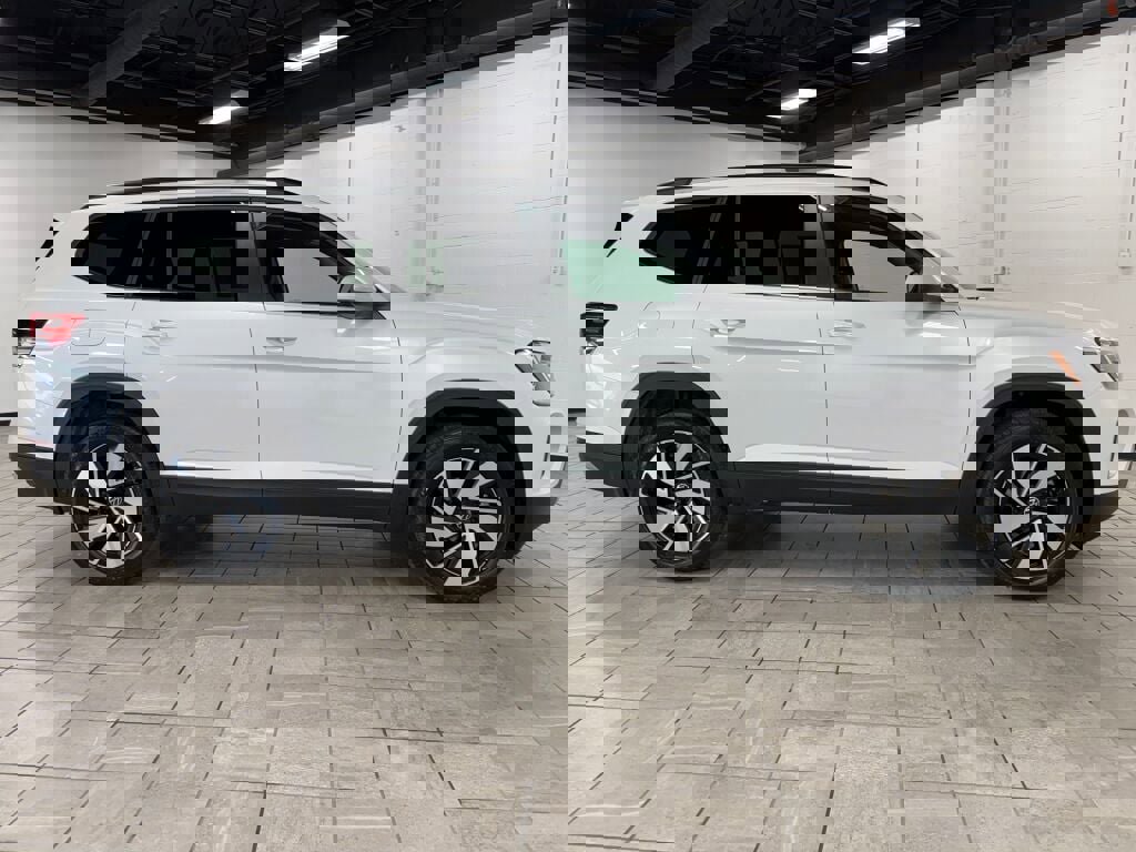 New 2026 Volkswagen Atlas SE image 8