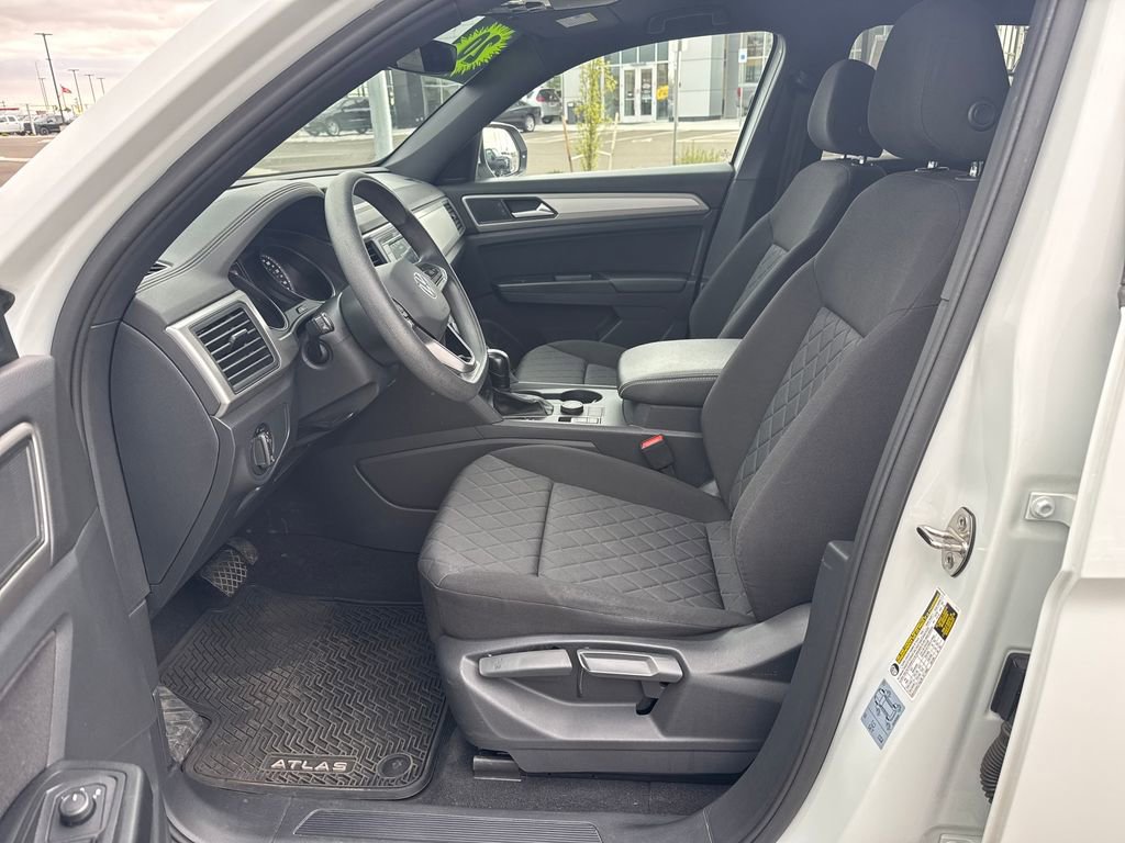 Used 2020 Volkswagen Atlas Cross Sport S image 25