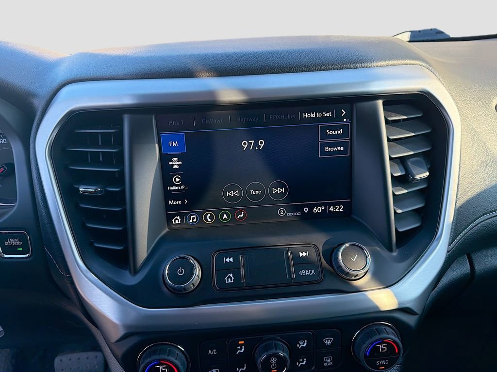 Used 2023 GMC Acadia SLT image 33