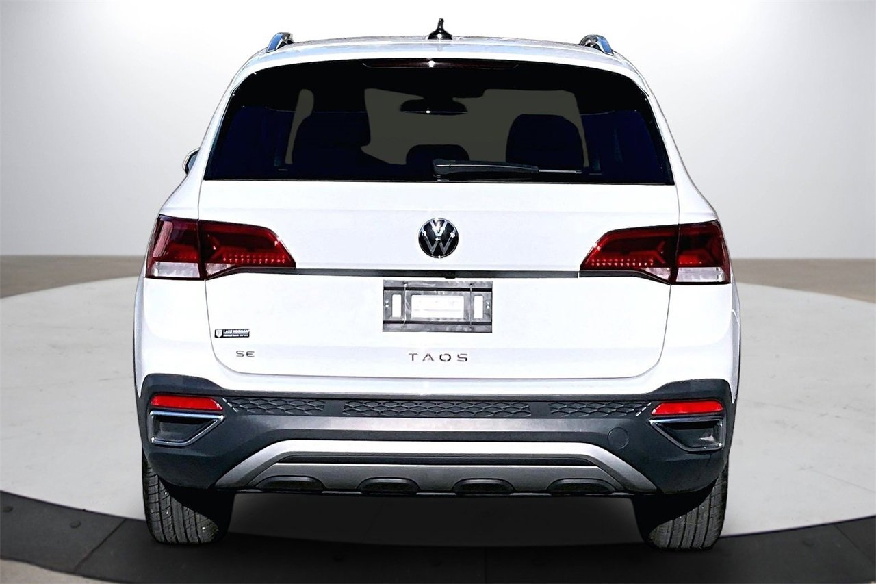 Used 2024 Volkswagen Taos SE image 8