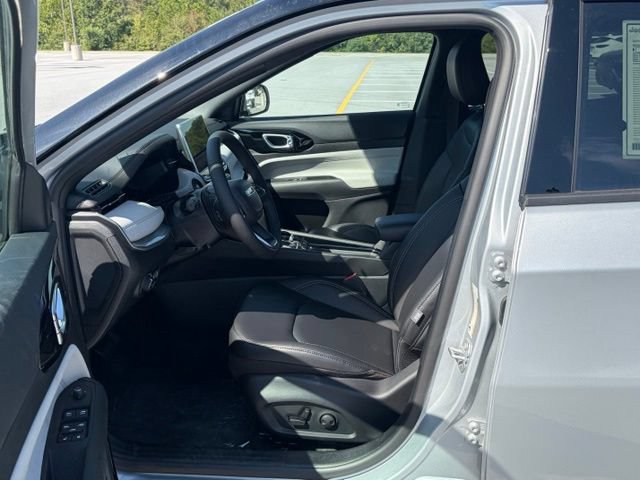 New 2026 Jeep Compass Limited AWD/4WD image 14