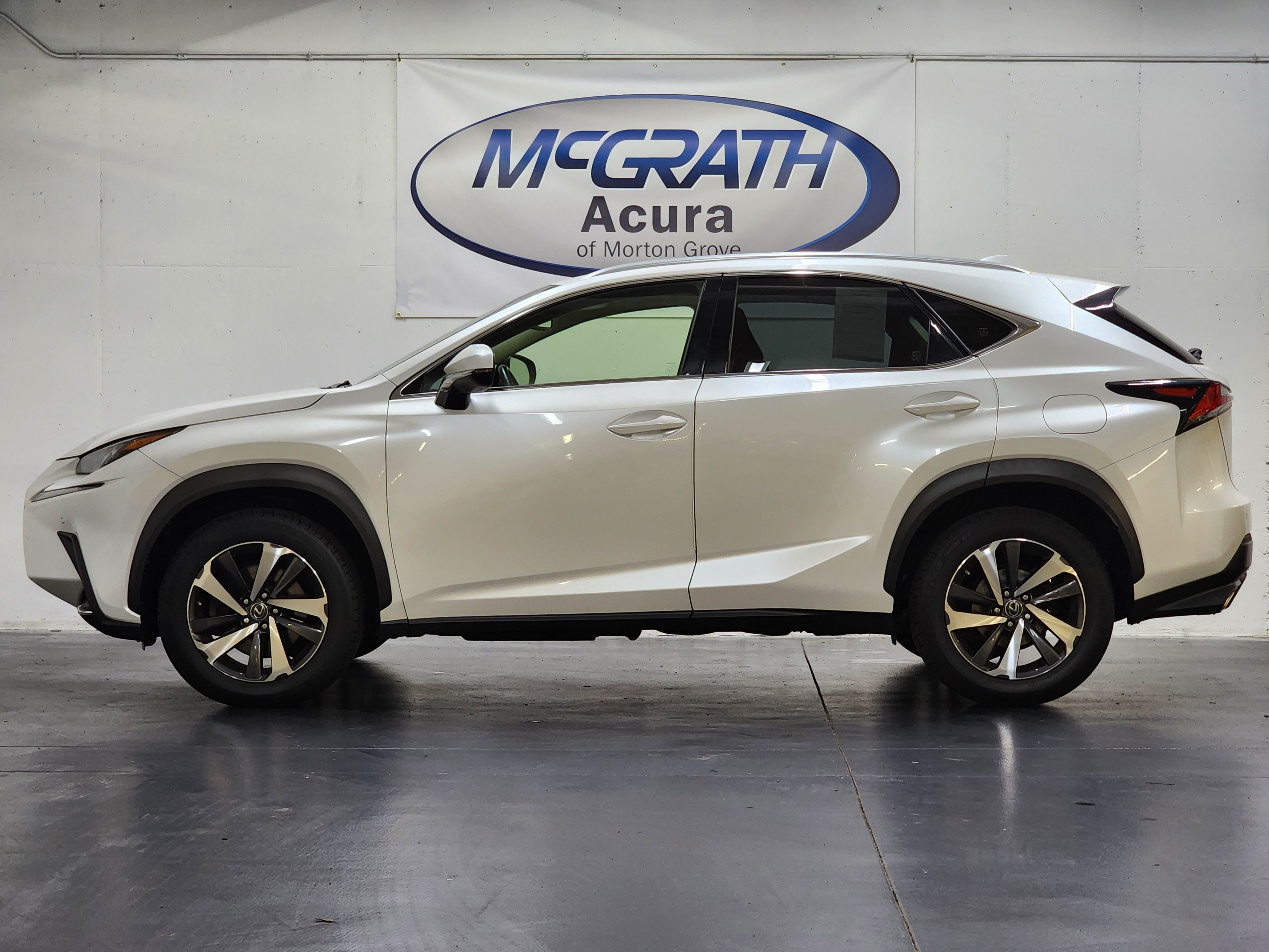 Used 2018 Lexus NX 300 AWD w/ Premium Package image 9