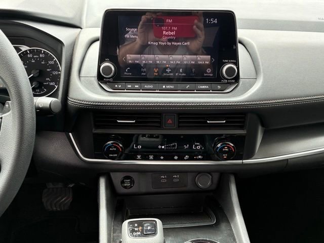 Certified 2024 Nissan Rogue SV FWD image 16