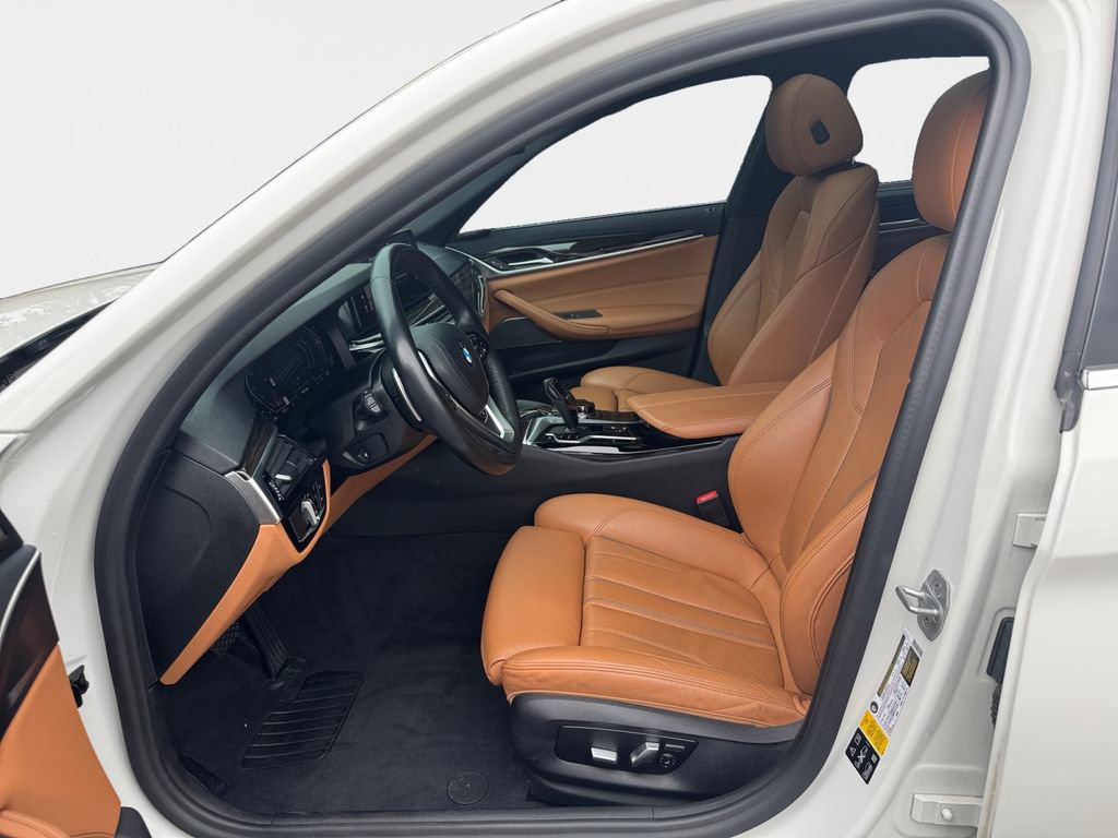 Used 2021 BMW 540i xDrive w/ Executive Package AWD/4WD image 12