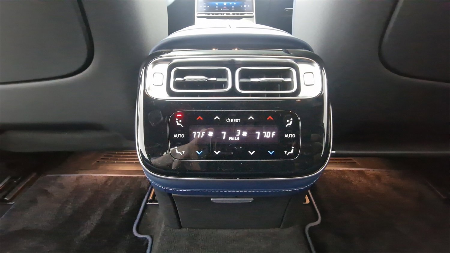 Used 2025 Mercedes-Benz S 63 AMG S image 29