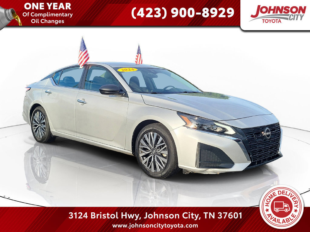 Used 2024 Nissan Altima 2.5 SV