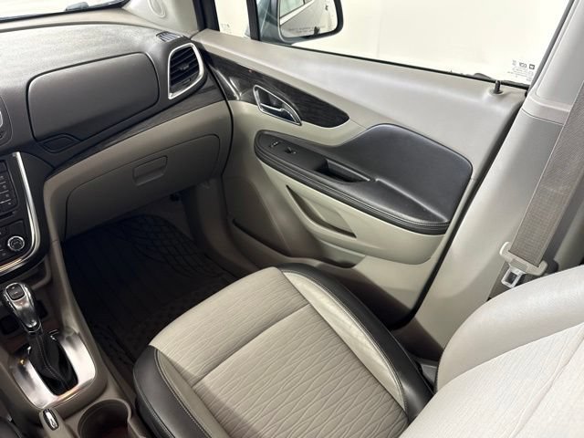 Used 2016 Buick Encore Convenience FWD image 26