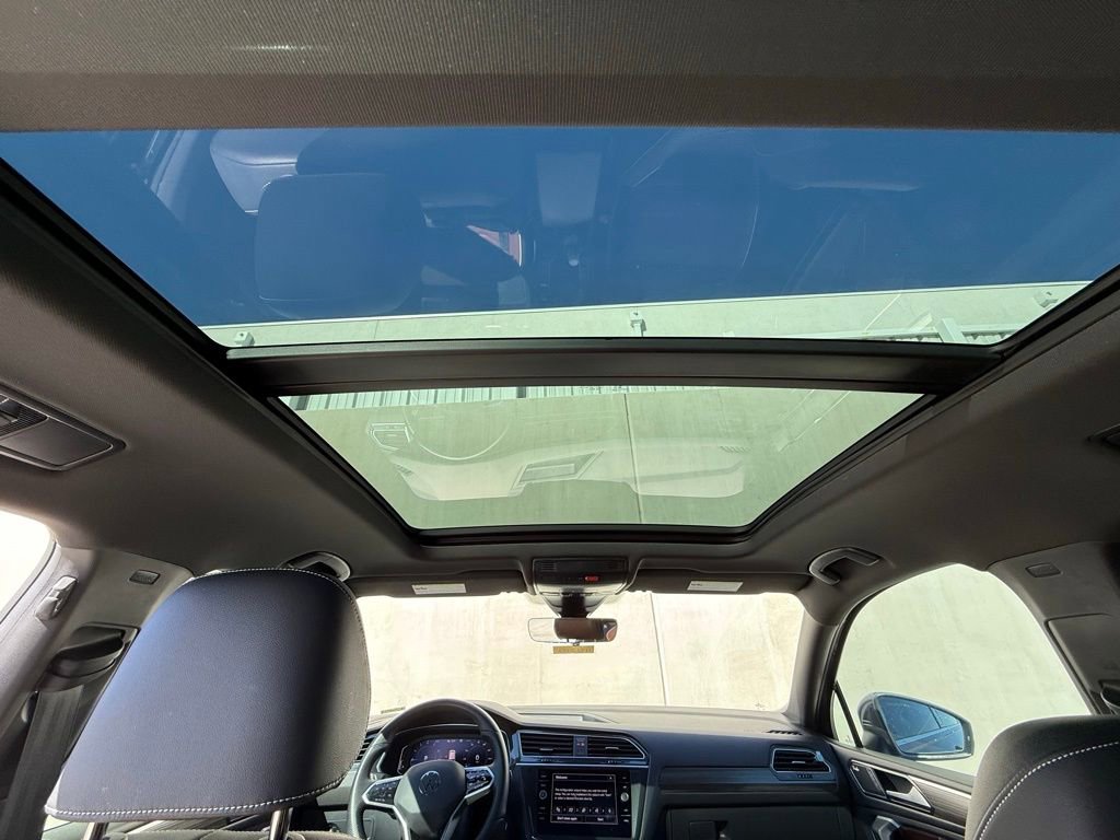 Certified 2024 Volkswagen Tiguan SEL R-Line w/ MDO Package, Two-Row image 8