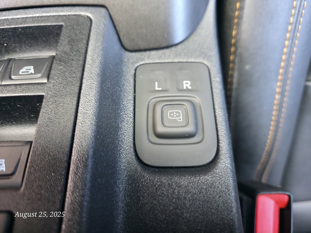 Used 2022 Ford Bronco Badlands image 31